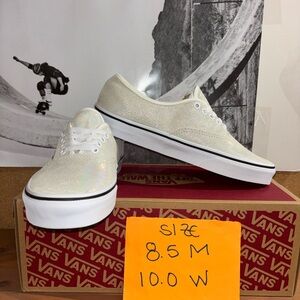 Vans Authentic sz 8.5 Men’s 10.0 Women’s